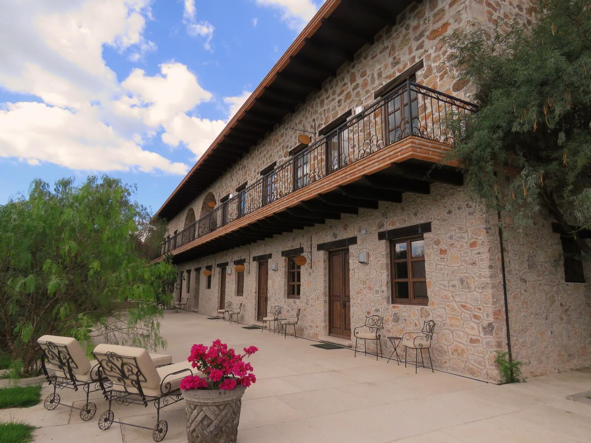 Hacienda Tovares Кадерейта-де-Монтес Экстерьер фото